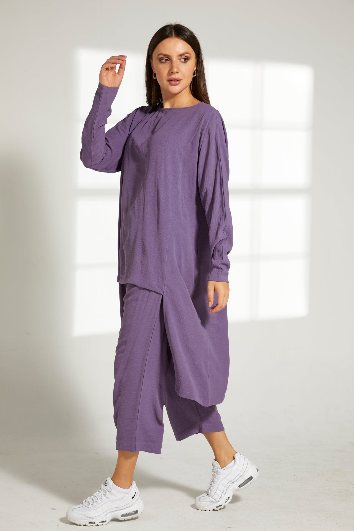 MOiSTREET Purple CEY Fabric Top and Pants Set