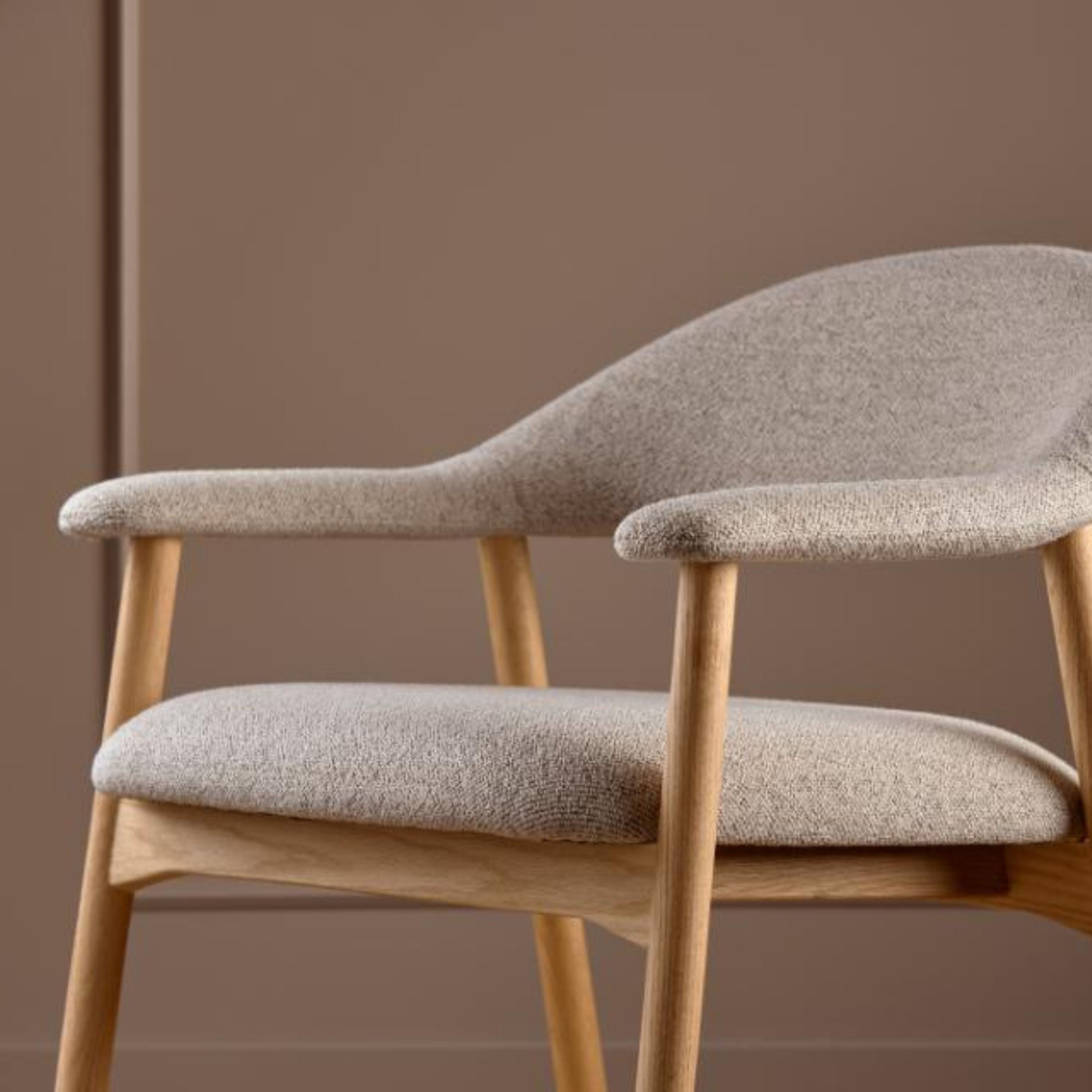 Addi Lounge Chair