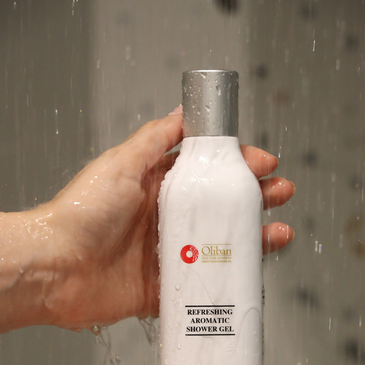 REFRESHING AROMATIC SHOWER GEL