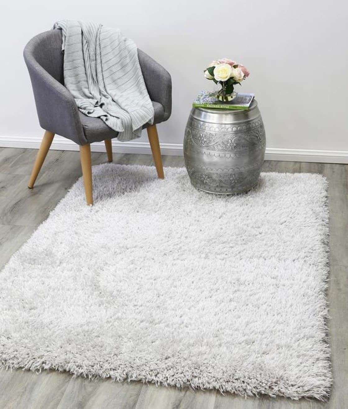 AIESY® Traditional Microfiber Anti Slip Shaggy Carpet