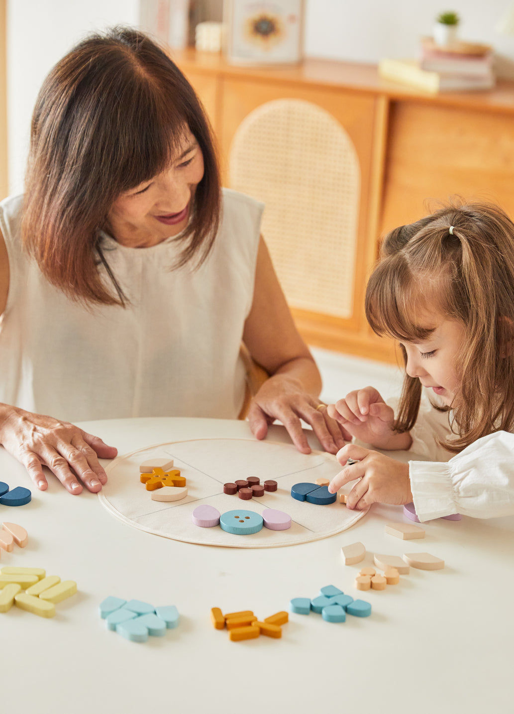 PlanToys Mandala — Wooden Pattern Building Set