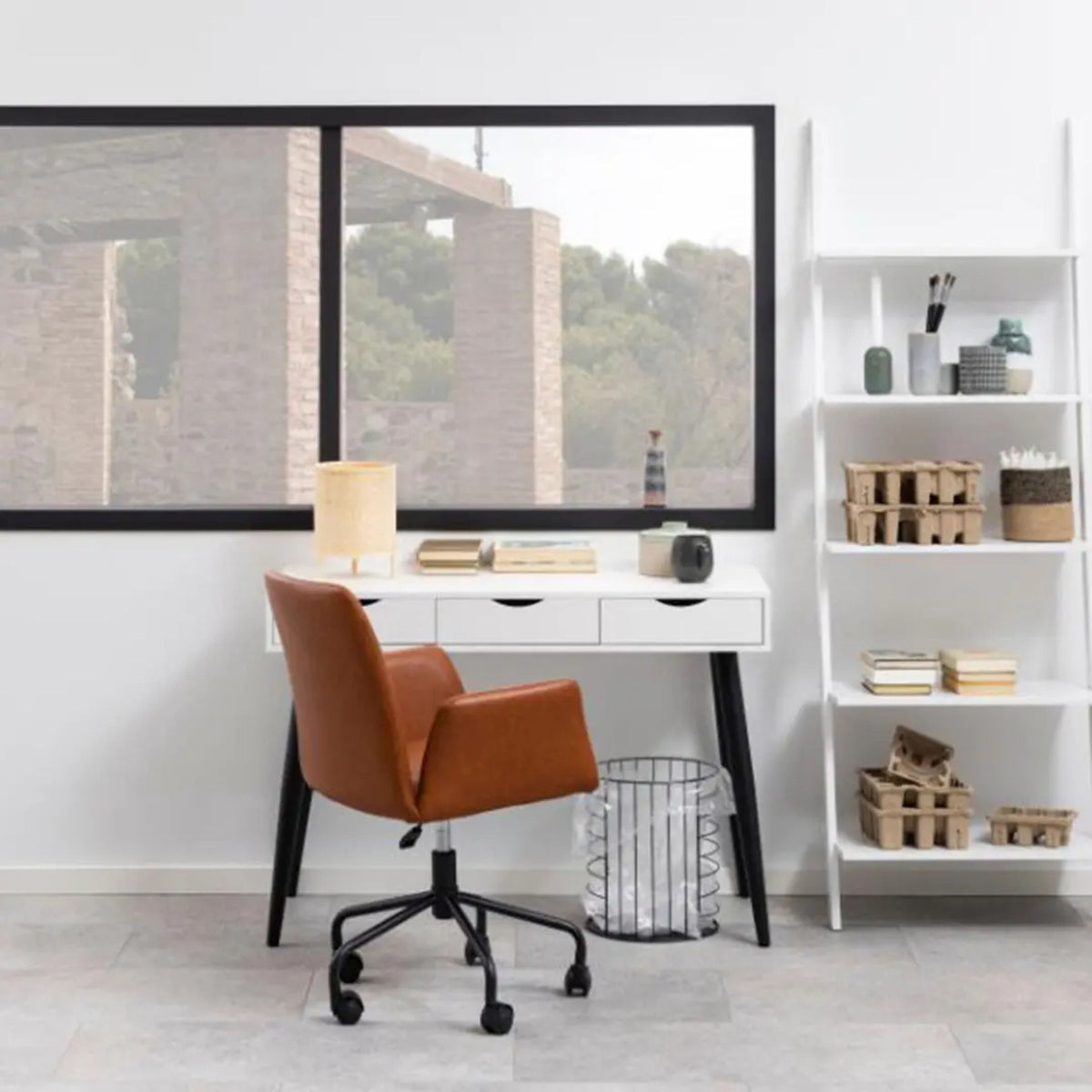 Neptun Desk