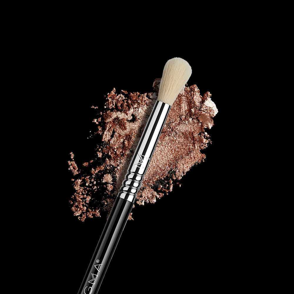 Sigma beauty e35 tapered blending brush