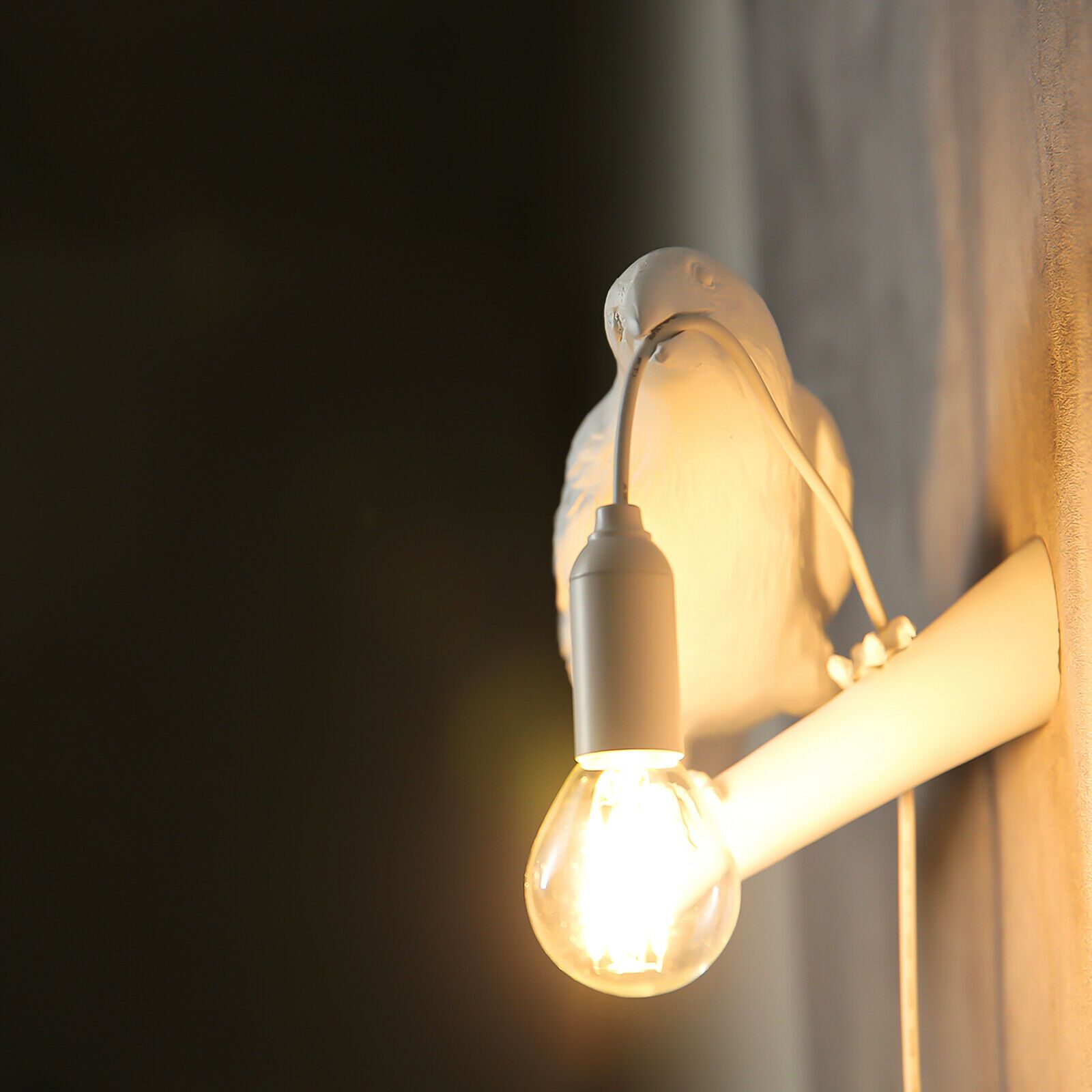 Bird Lamp Resin Crow LED Light Bedroom Wall Sconce Lamp Table Living Room Art Decoration