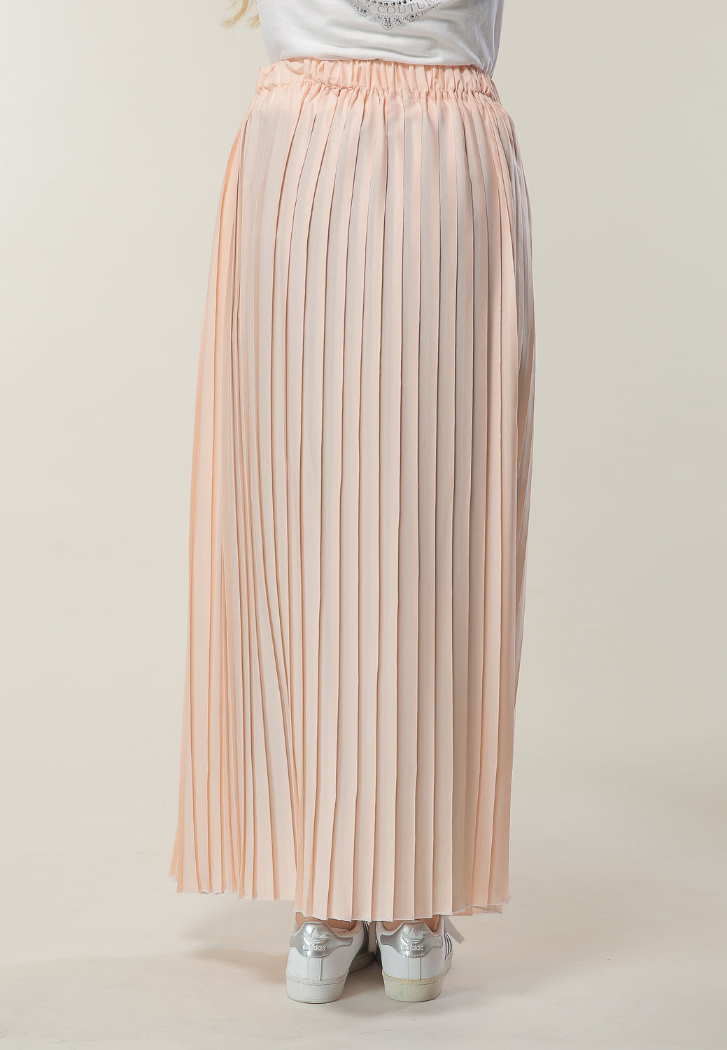 MOiSTREET Beige Pleated Skirt