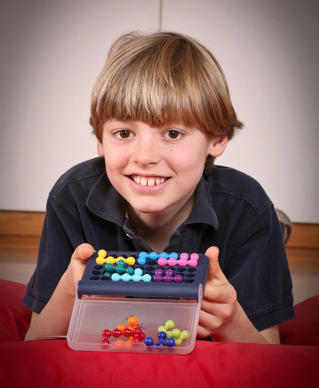 Smart Games IQ Fit — Pocket Puzzle Game