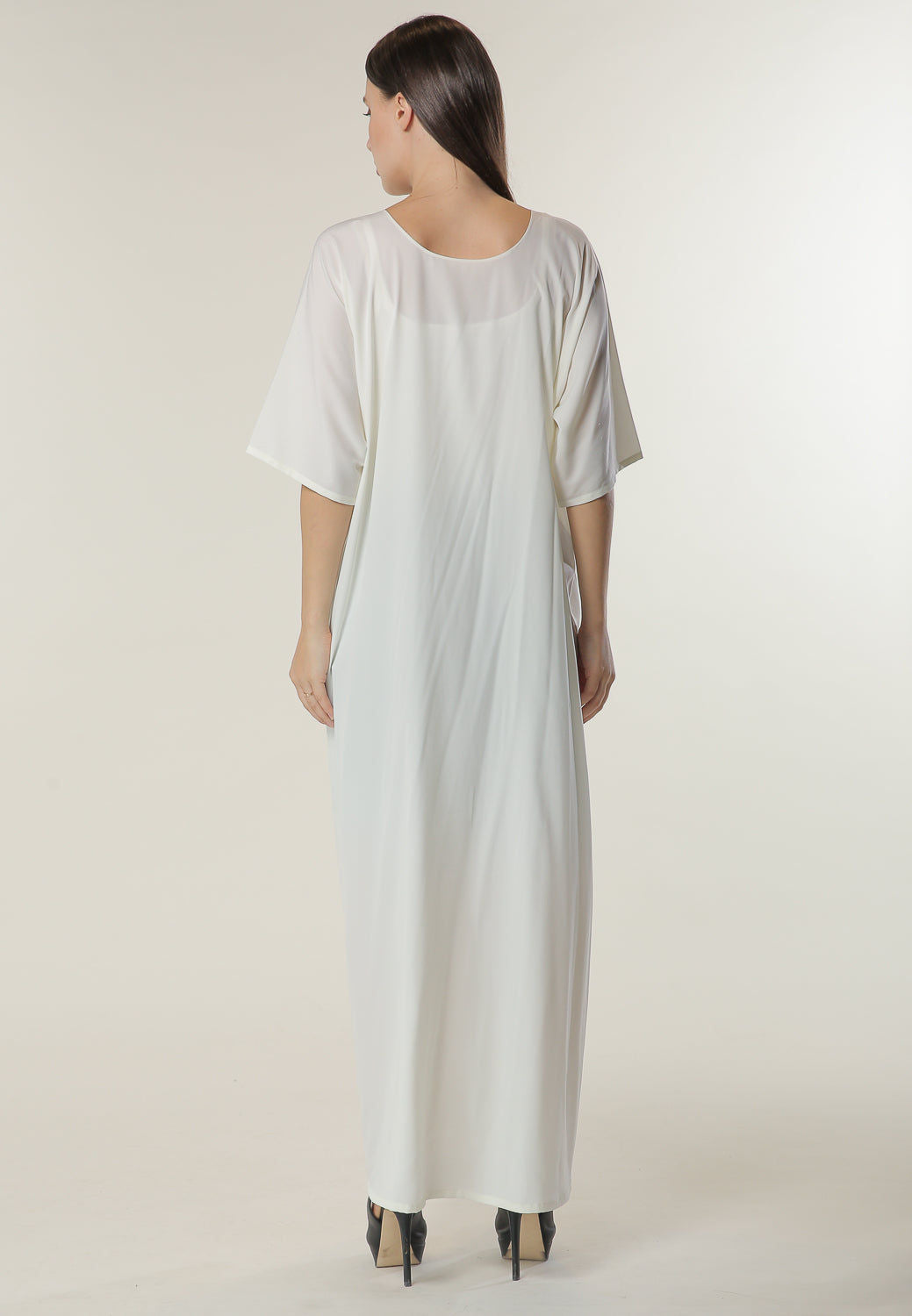 MOiSTREET White Under Abaya