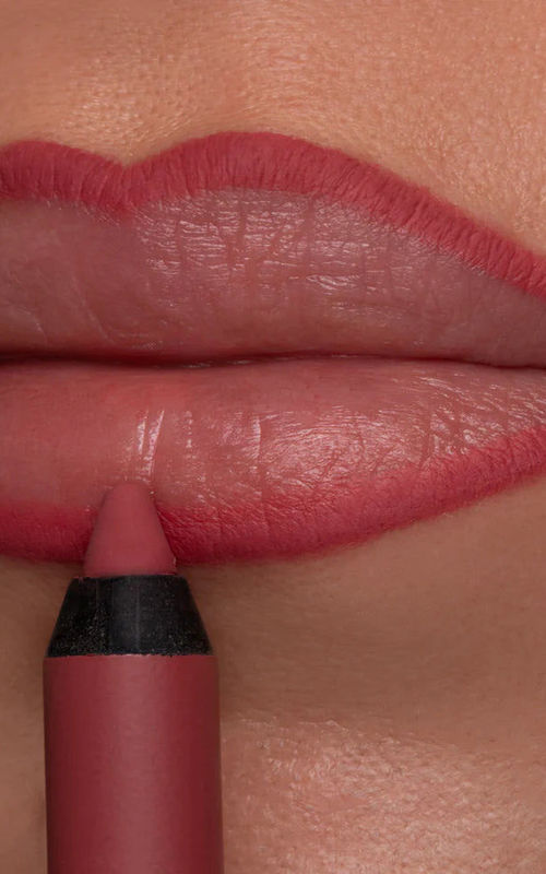 Makeup Studio Stay On Me 16H Long-Lasting Lip Pencil