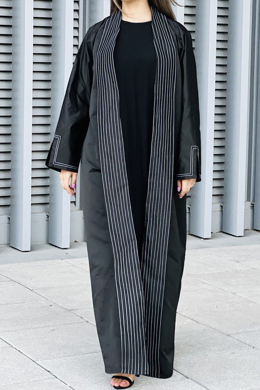 MOiSTREET Black Victoria Satin Abaya