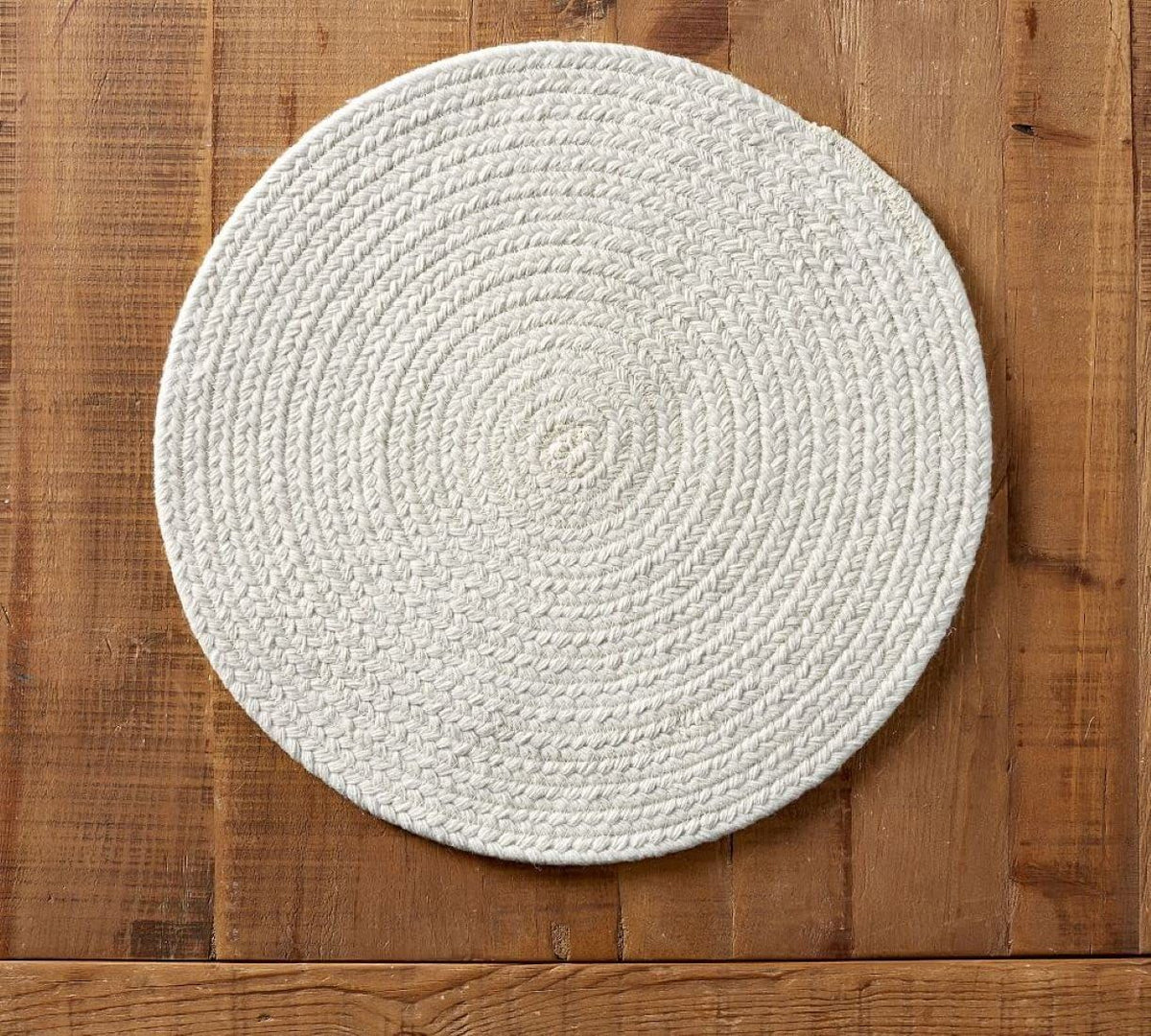 AIESY® 4 pcs Beautiful Heat Resistant Placemats for Party