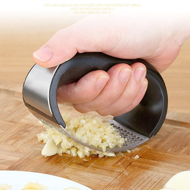 Stainless Steel Garlic Crusher - Durable, Easy-to-Use Garlic Press for Kitchen