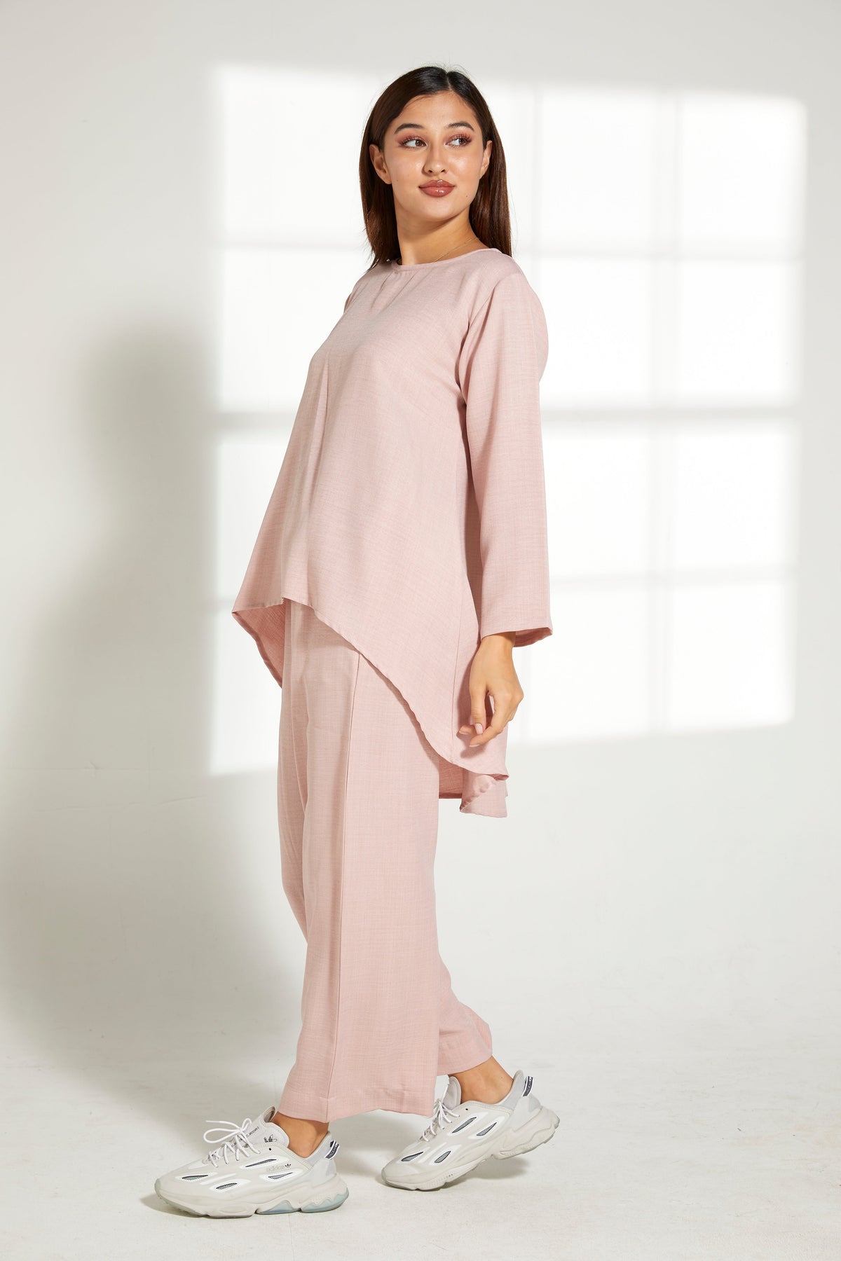MOiSTREET Nude Pink CEY Mélange Fabric Top And Pants Set