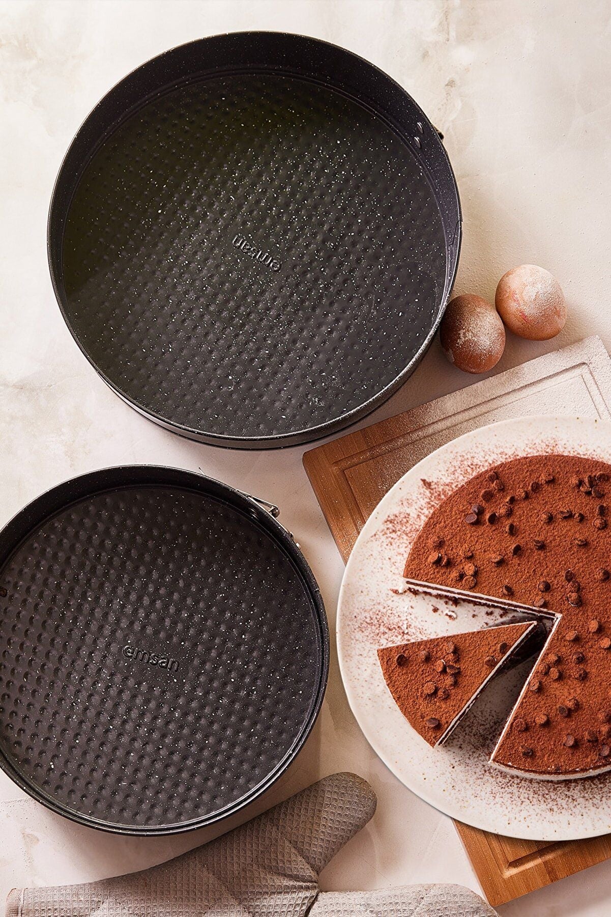 Clamped Cake Mold Set of 2 Cake Tins, Round Cake Tins For Baking, Nonstick