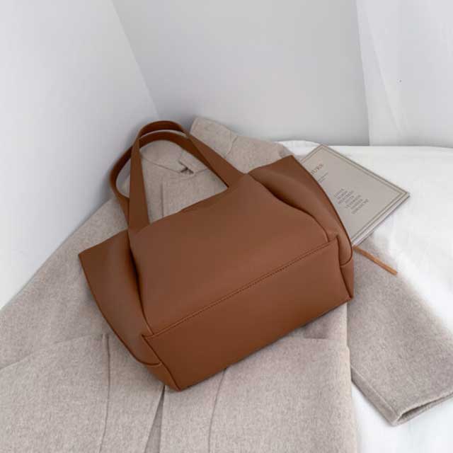Women's Large Capacity Shoulder Bag - Stylish, Spacious Tote for Everyday Use
