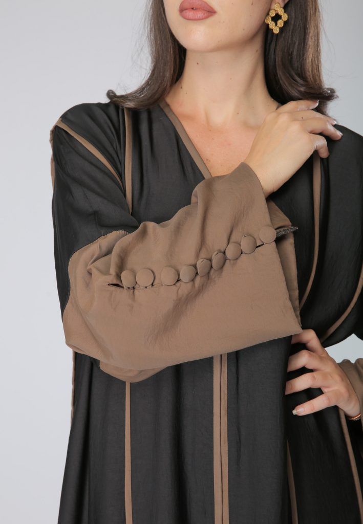 MOiSTREET Button Sleeves Abaya