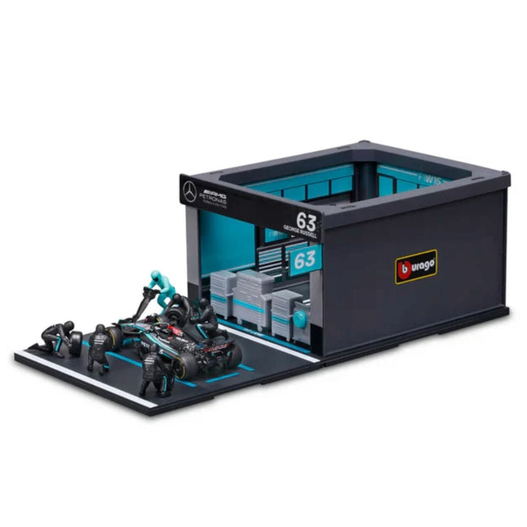 Bburago Formula One Racing, Mercedes AMG Petronas F1W15 Seasonal Livery, Pit Pass Diorama Playset, 1:43