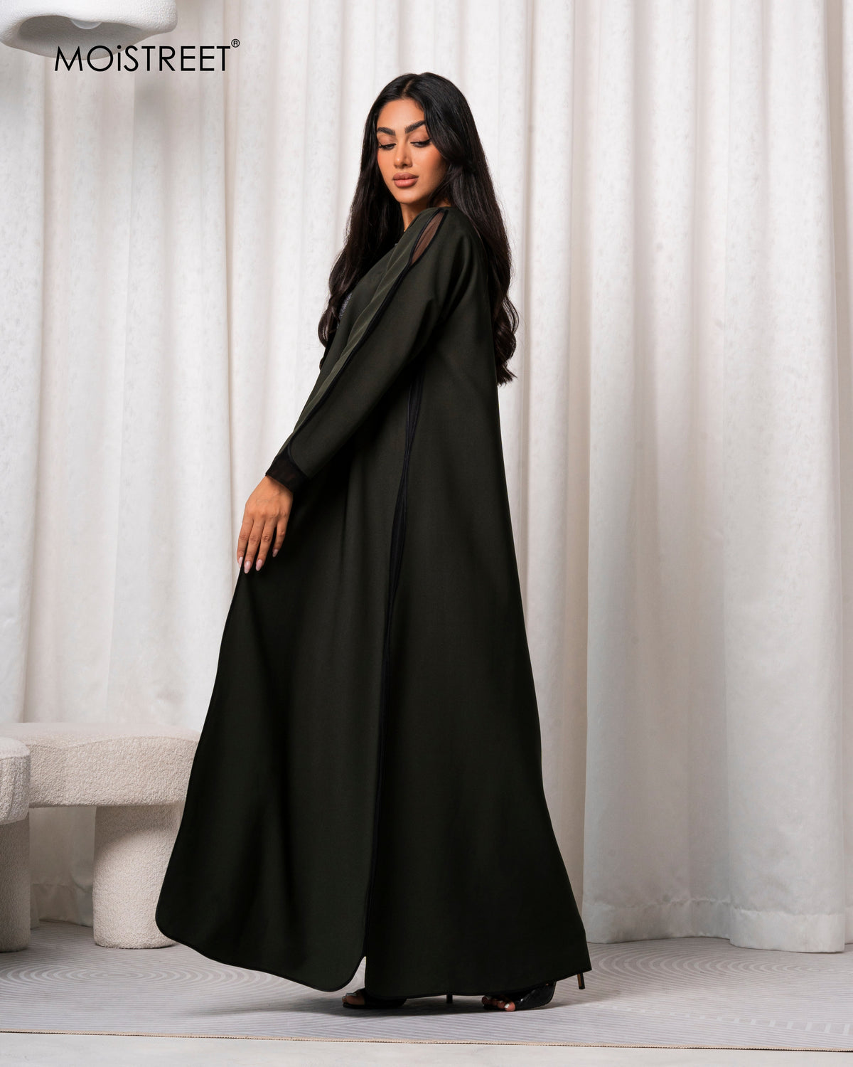 MOiSTREET Handmade Barbie Crepe Abaya
