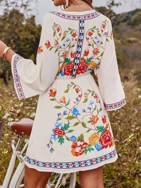 Women's Bohemian Vintage Ethnic Print Waist-Slimming Dress