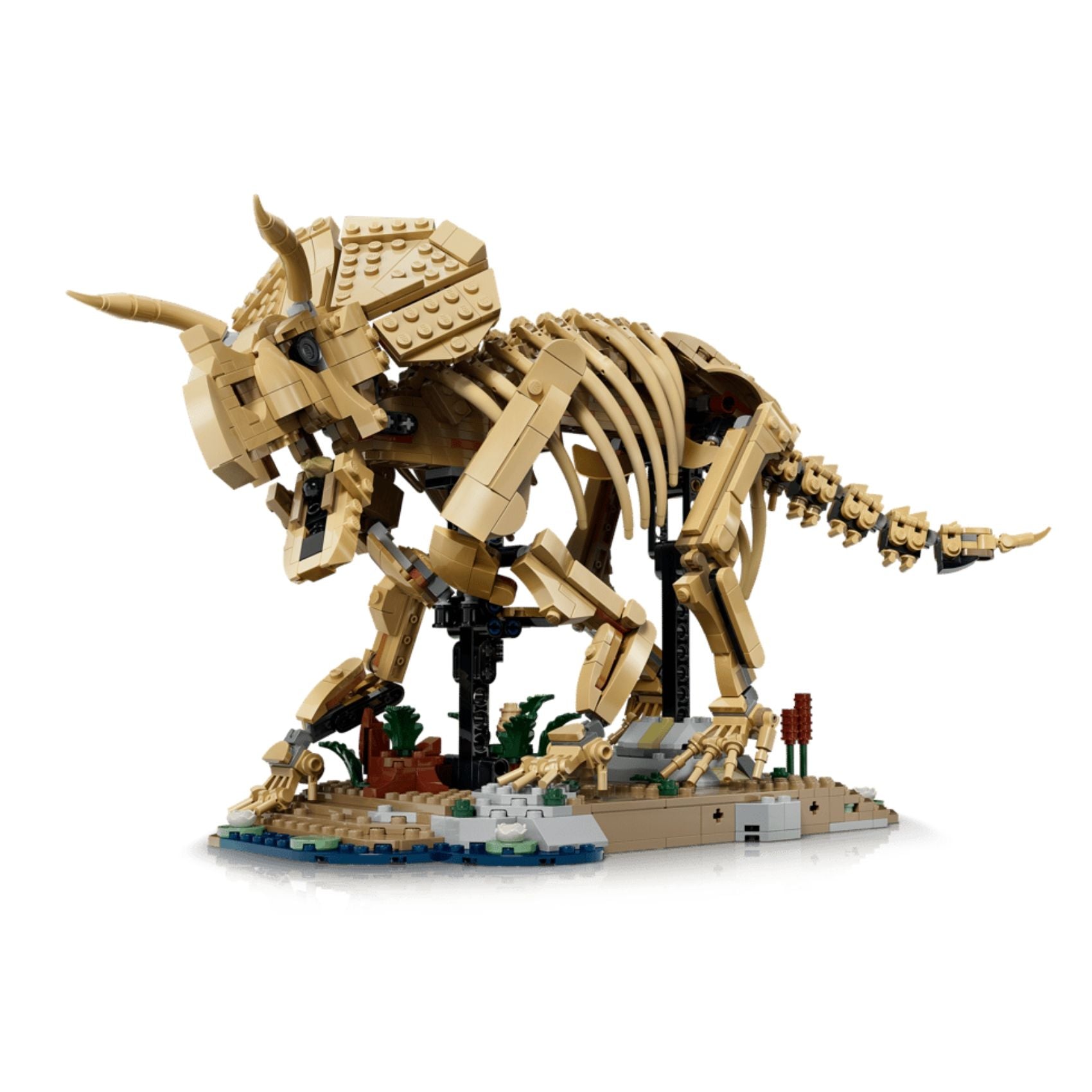 LEGO 77985 Jurassic World Dinosaur Fossils Triceratops Building Toy Set, 1154 Pieces for Adults 18 Years and Above