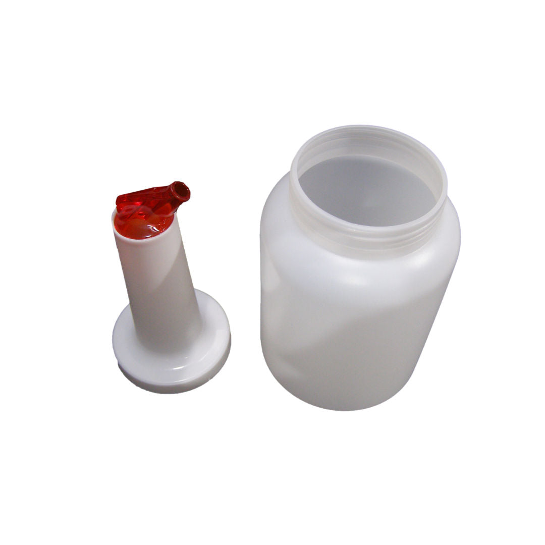 Winco 2qt Liquor/Juice Pour Bottle, PPB-2MX
