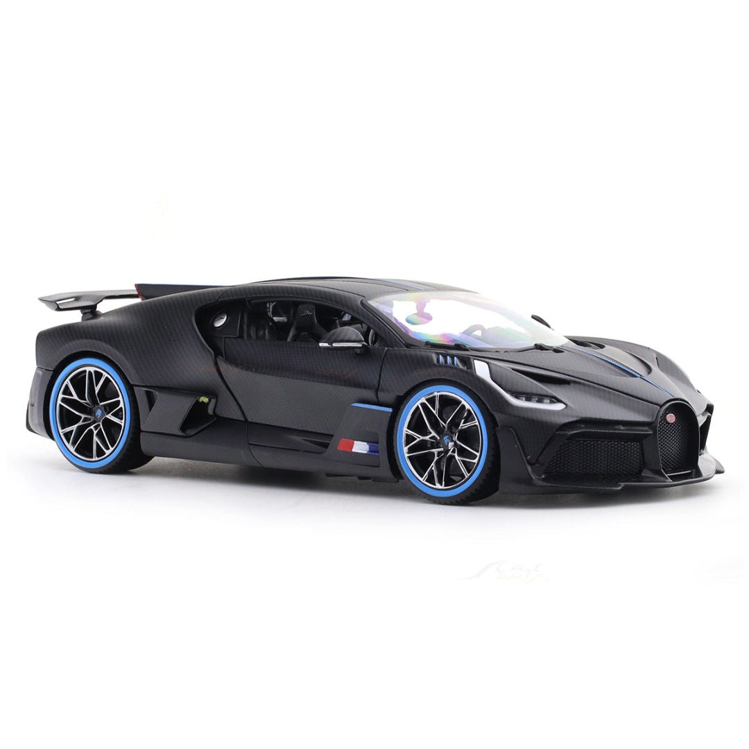 Bburago Bugatti Divo 50th Anniversary, Carbon Fiber, 1:18, Die-Cast Car, Black/Blue