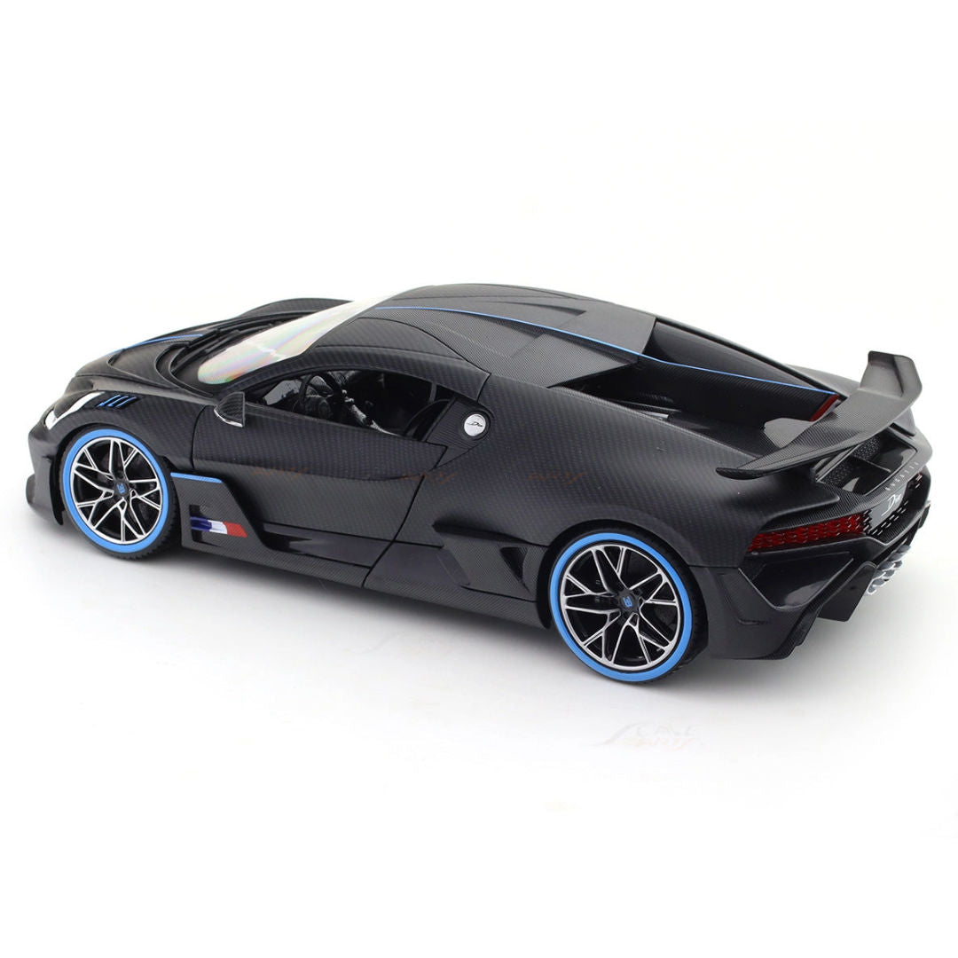 Bburago Bugatti Divo 50th Anniversary, Carbon Fiber, 1:18, Die-Cast Car, Black/Blue
